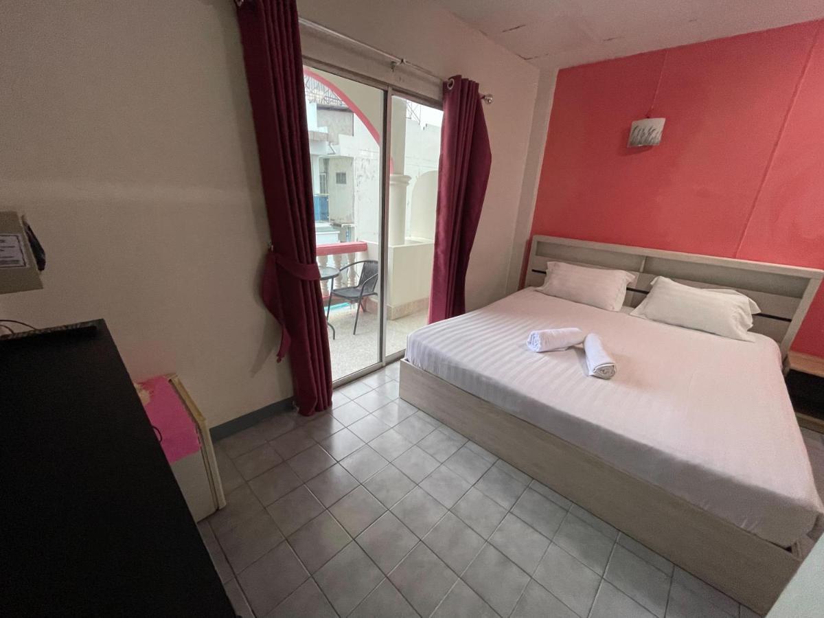 D.D. Inn Beach Guesthouse Pattaya Εξωτερικό φωτογραφία